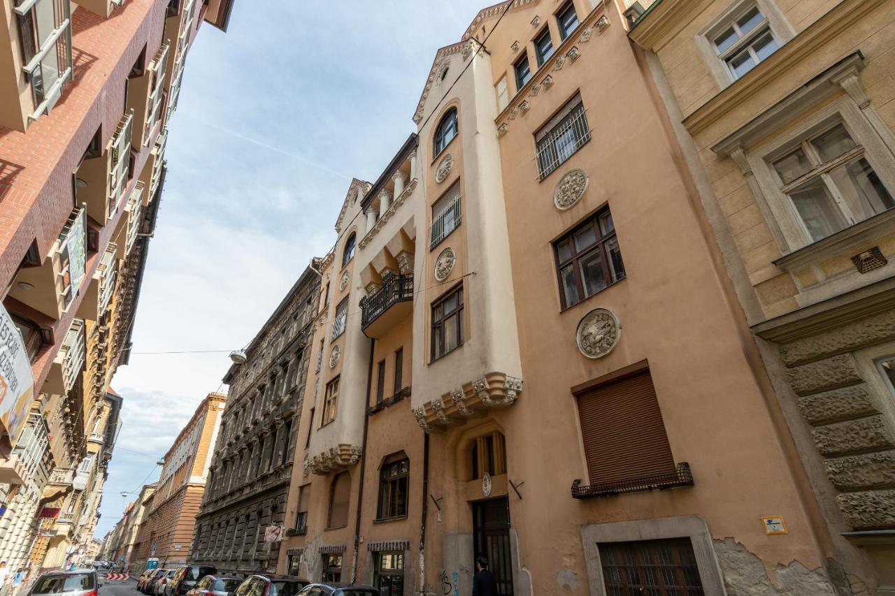 D.Five Aradi B Apartment ブダペスト エクステリア 写真